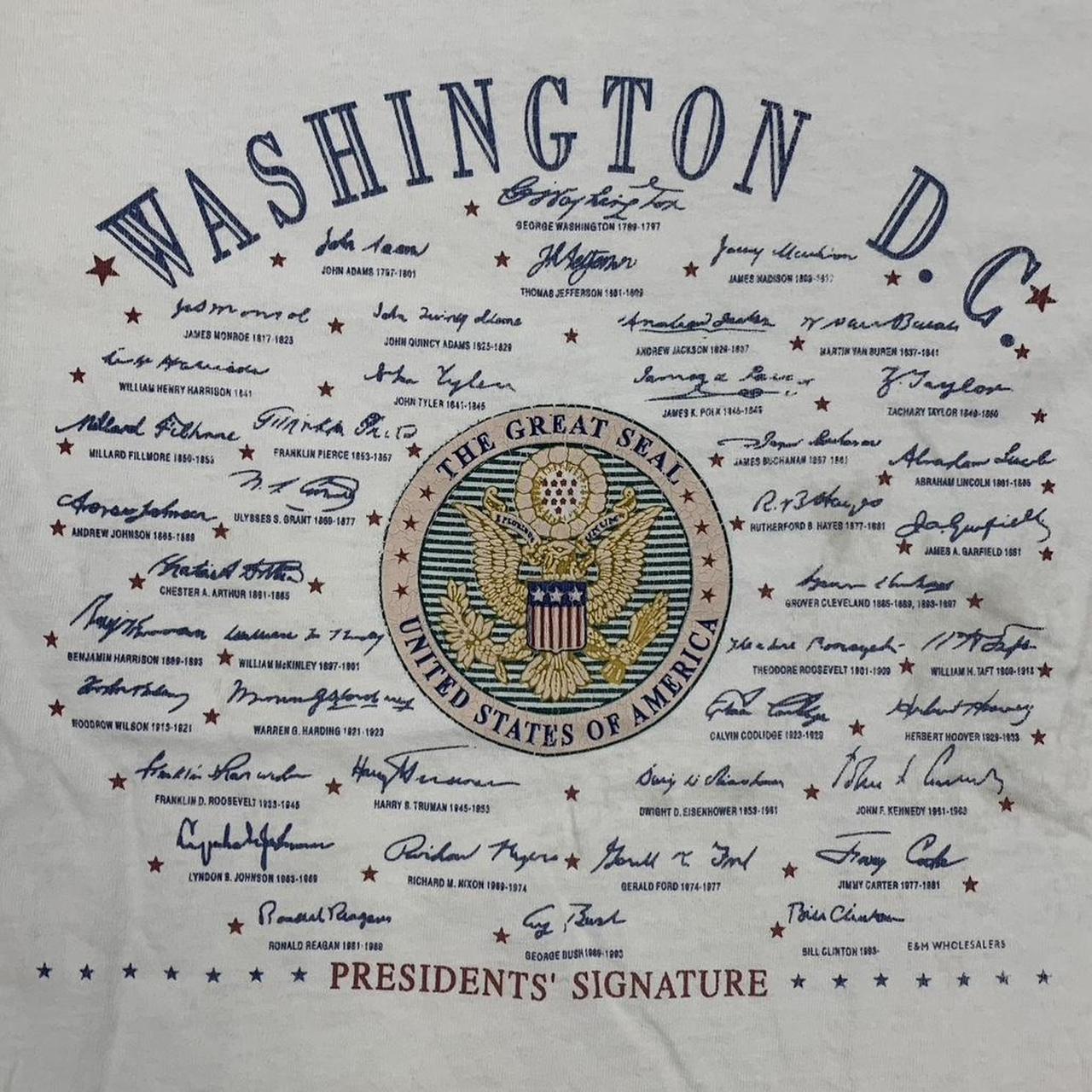 Vintage 2000s Y2K Washington DC president’s signature promotional graphic t-shirt