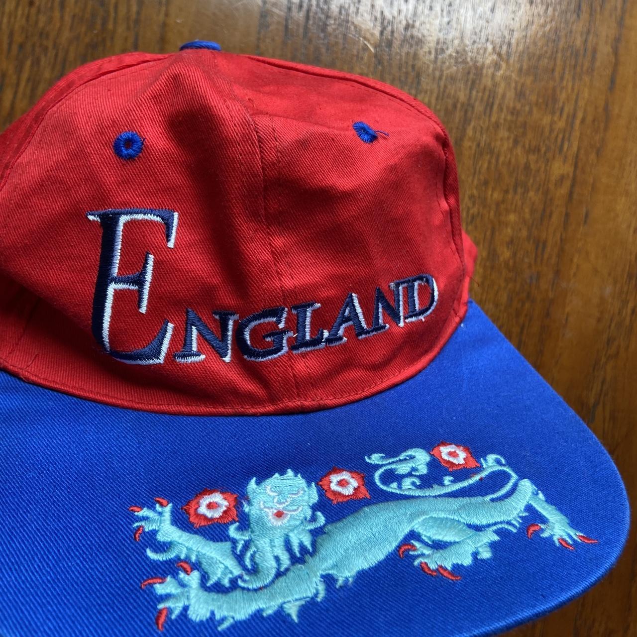 Vintage 90s England football three lions graphic red/blue cap