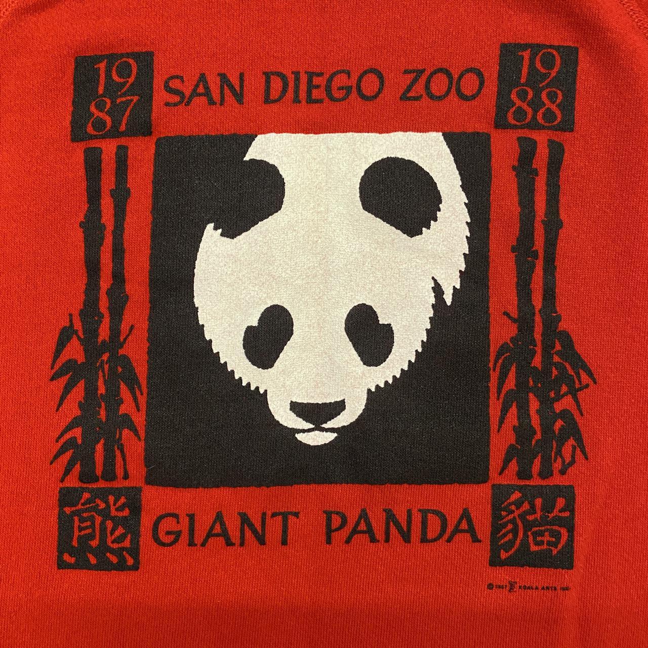 Vintage 90s USA San Diego Zoo giant panda nature promotional graphic sweatshirt