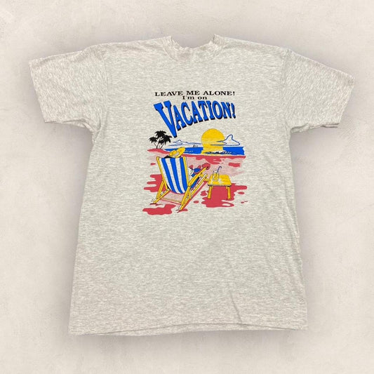 Vintage 90s USA beach vacation tourist souvenir slogan promotional graphic t-shirt