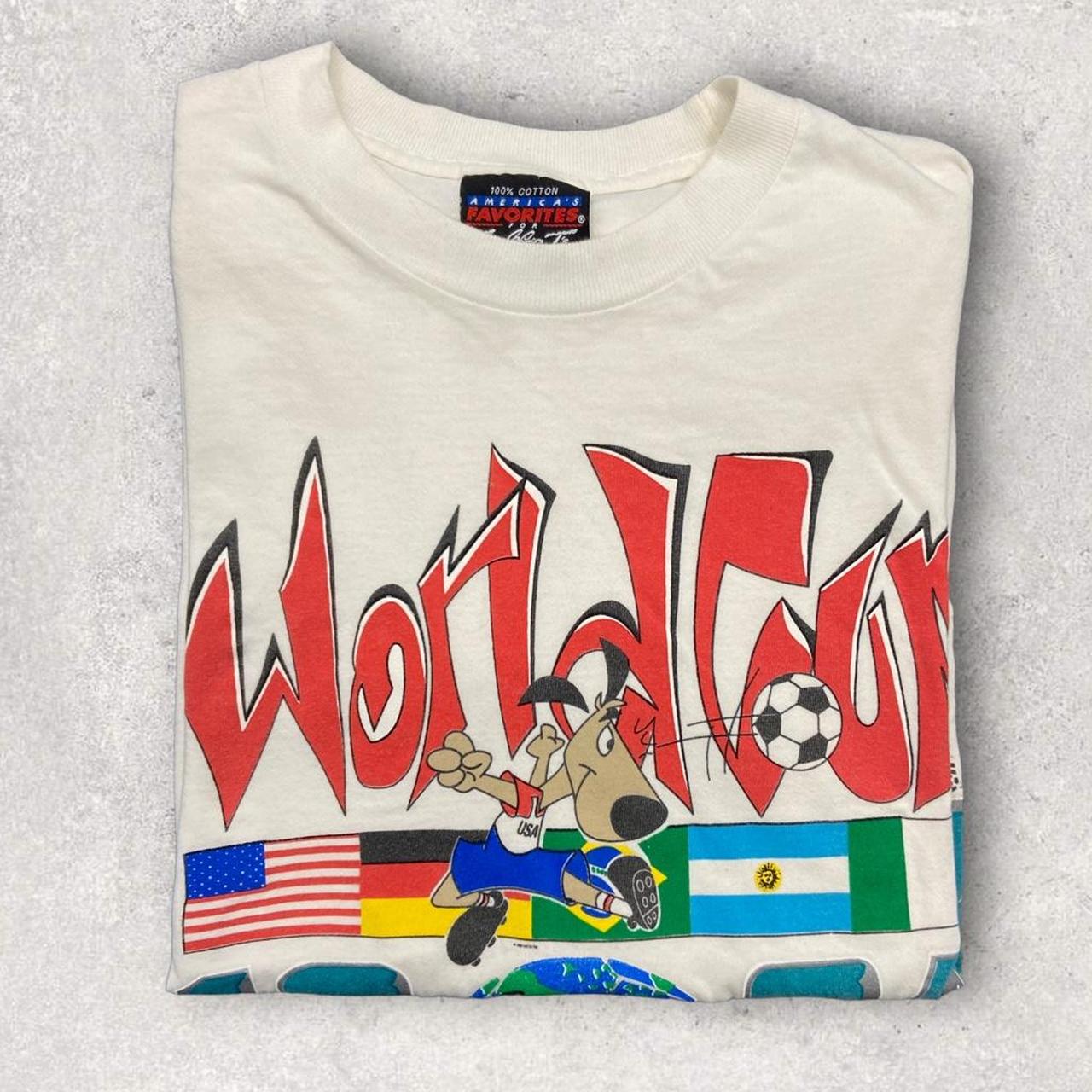 Vintage 90s USA World Cup 1994 mascot football tournament graphic t-shirt