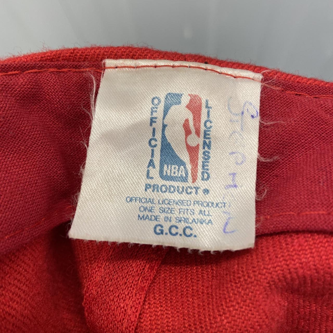 Vintage 90s USA Chicago Bulls NBA basketball red cap