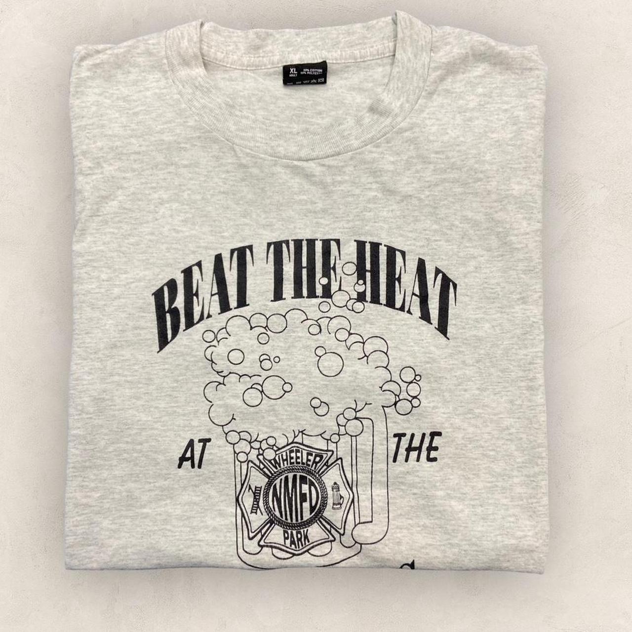 Vintage 90s USA beat the heat at the gardens beer promotional graphic t-shirt