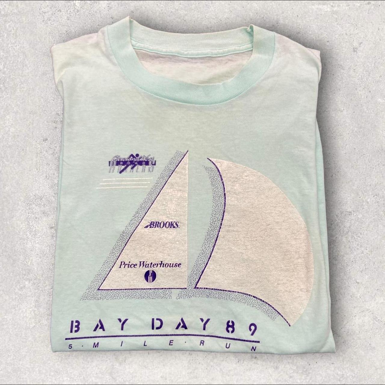 Vintage 80s USA bay day run 89 single stitch graphic t-shirt