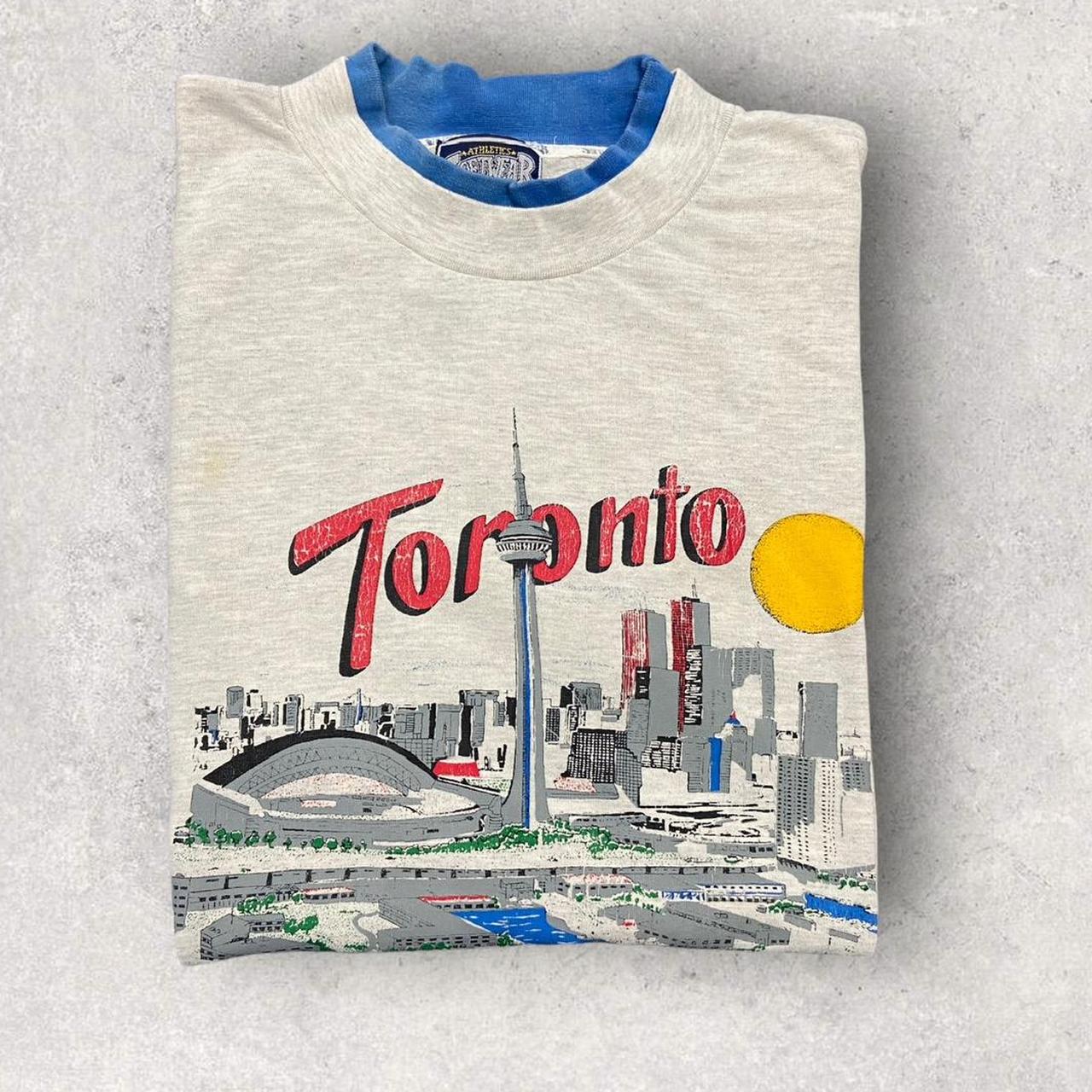 Vintage 90s Canada Toronto city skyline tourist souvenir promotional graphic t-shirt