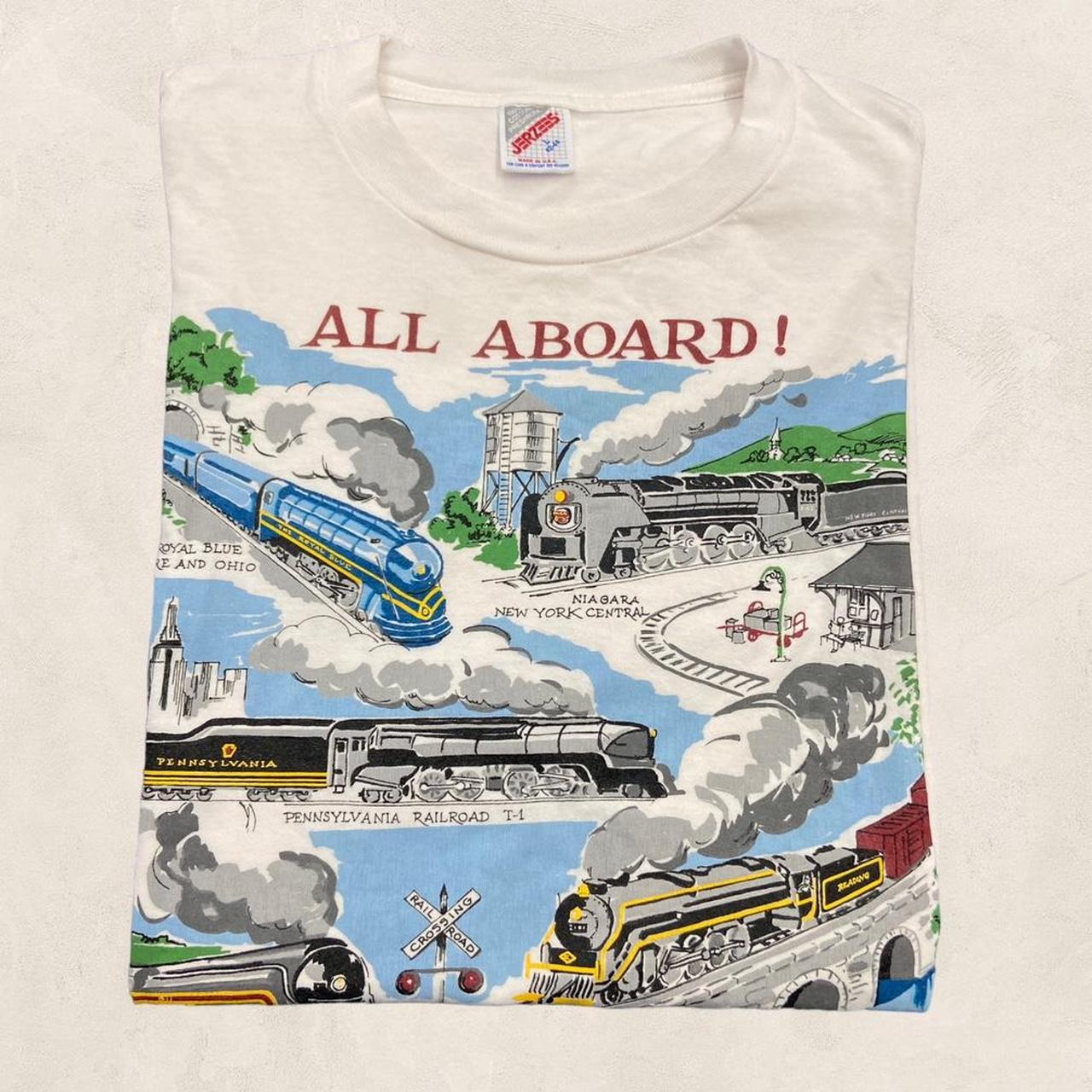 Vintage 90s USA ‘All Aboard’ steam trains railroad graphic t-shirt