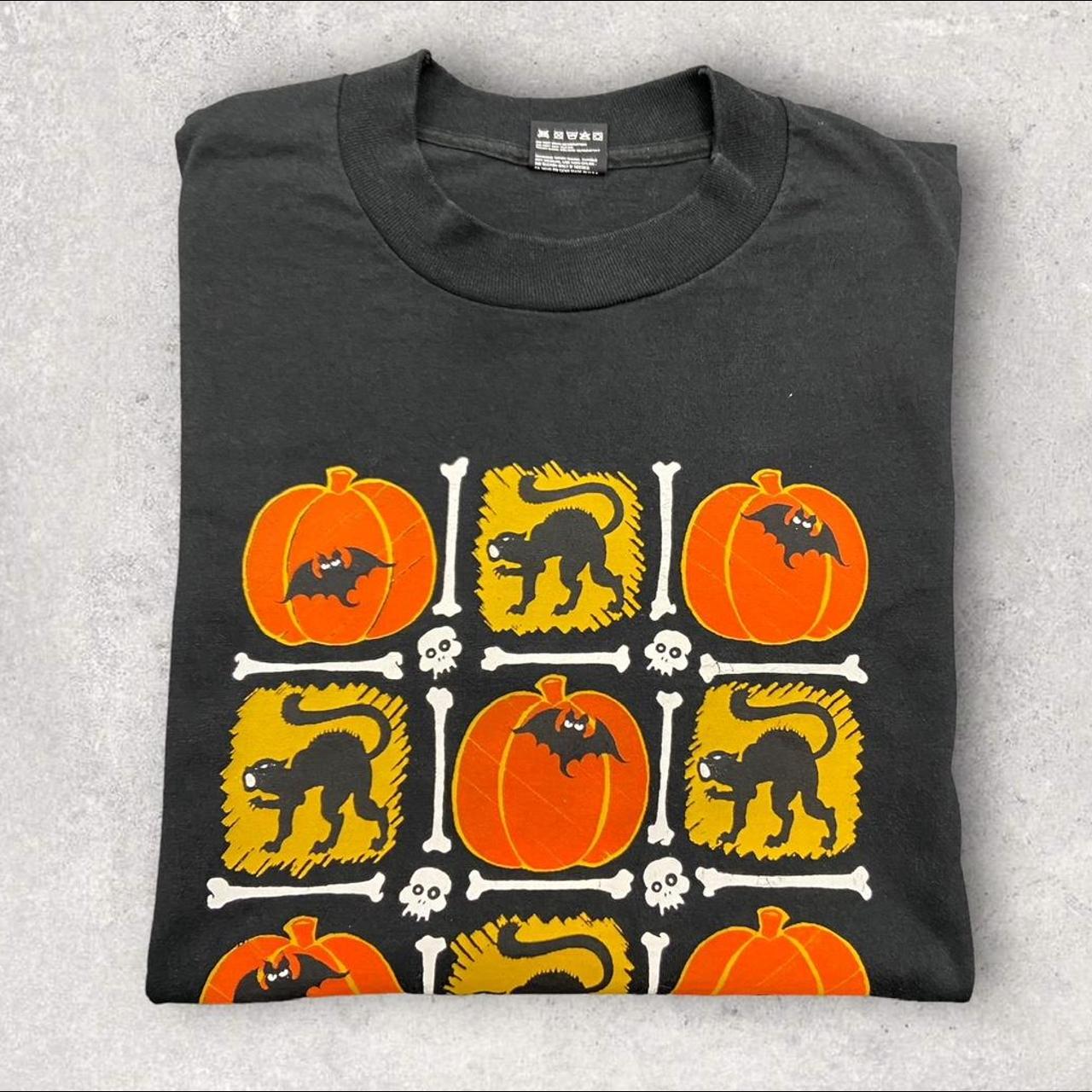 Vintage 90s USA ‘happy Halloween’ slogan promotional t-shirt