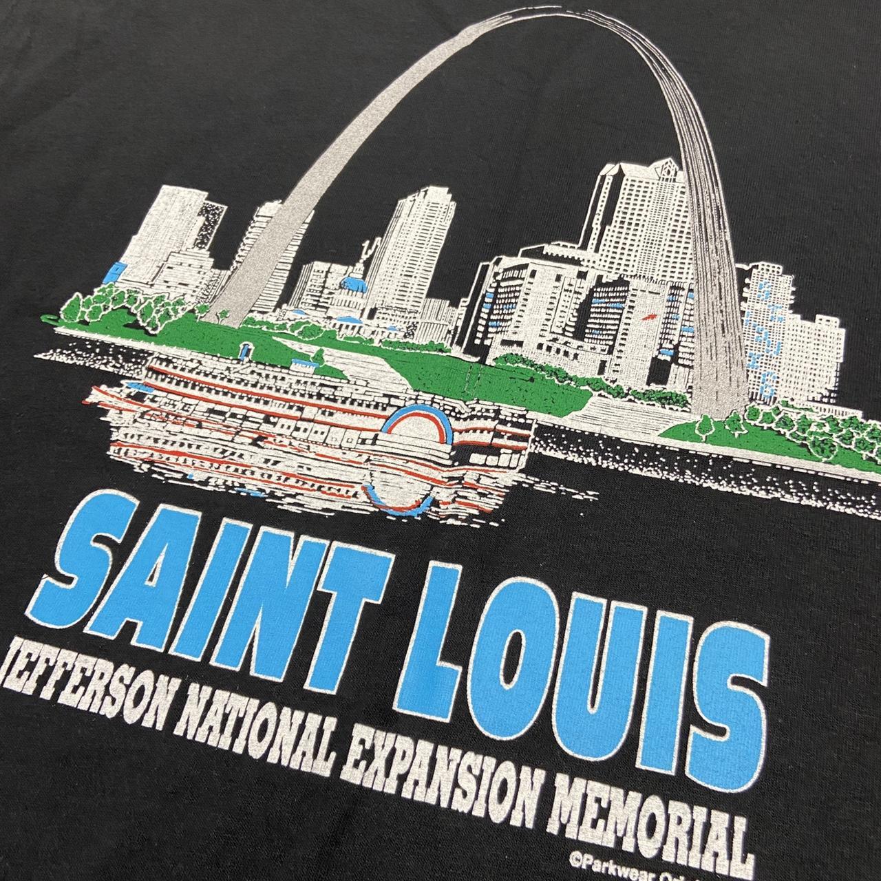 Vintage 90s USA Saint Louis Missouri gateway arch souvenir tourist graphic black t-shirt