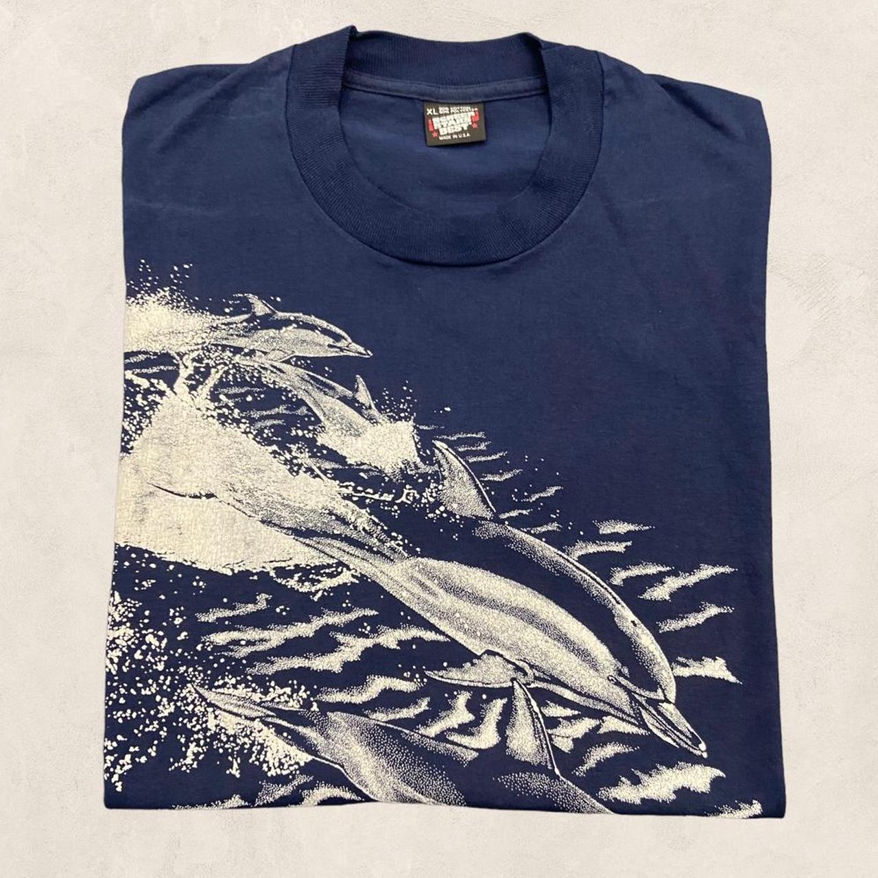 Vintage 90s USA dolphins nature wildlife graphic t-shirt