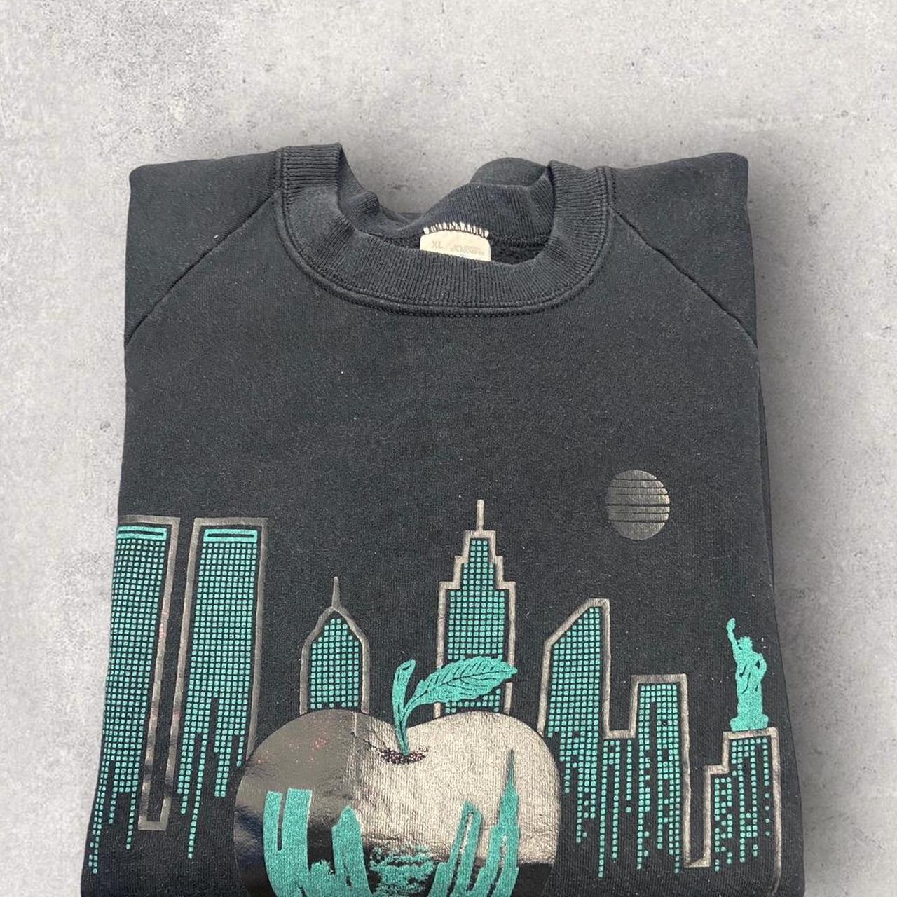 Vintage 90s USA New York City skyline big Apple promotional graphic sweatshirt