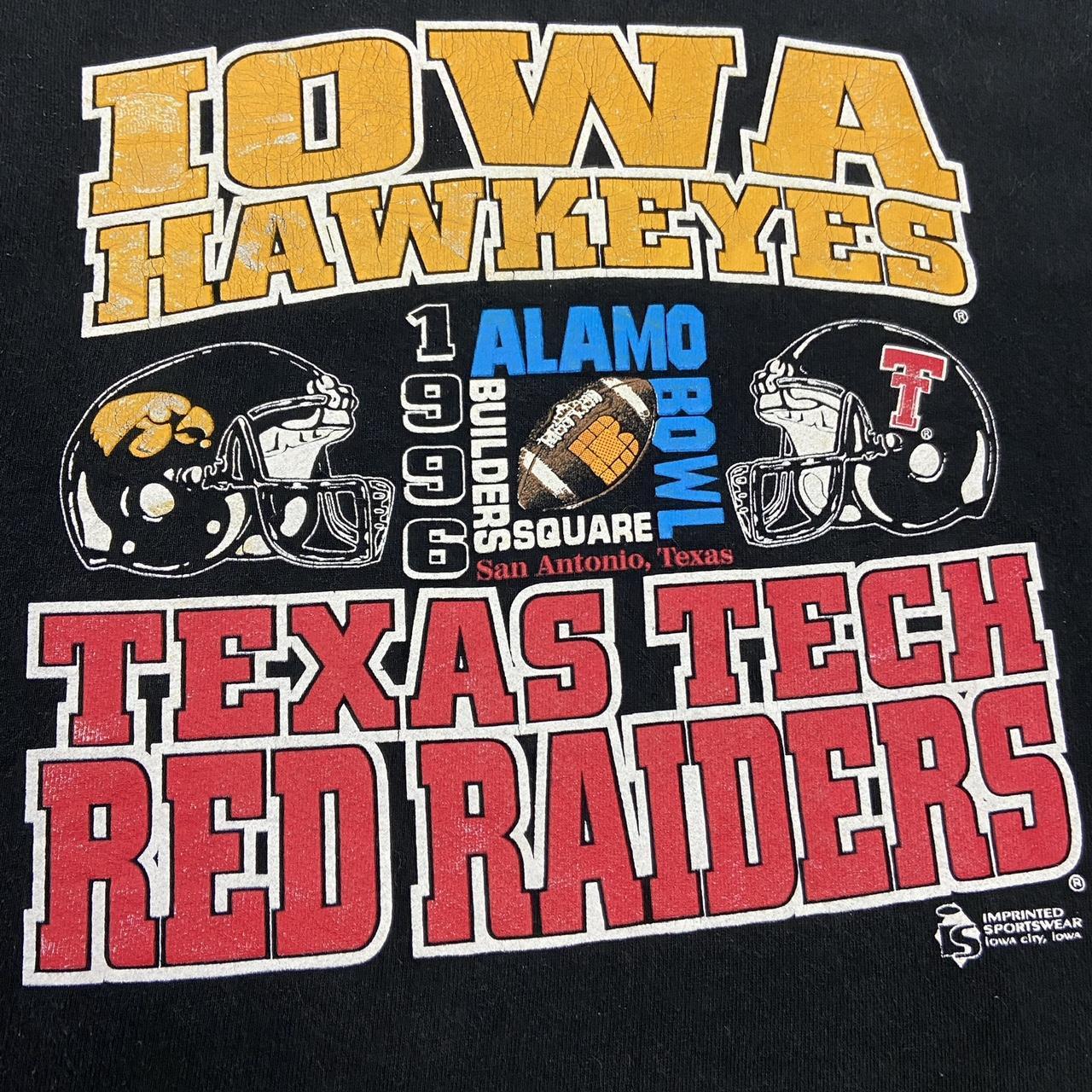 Vintage 90s USA Iowa Hawkeyes Texas Tech Raiders American Football promotional graphic sweatshirt