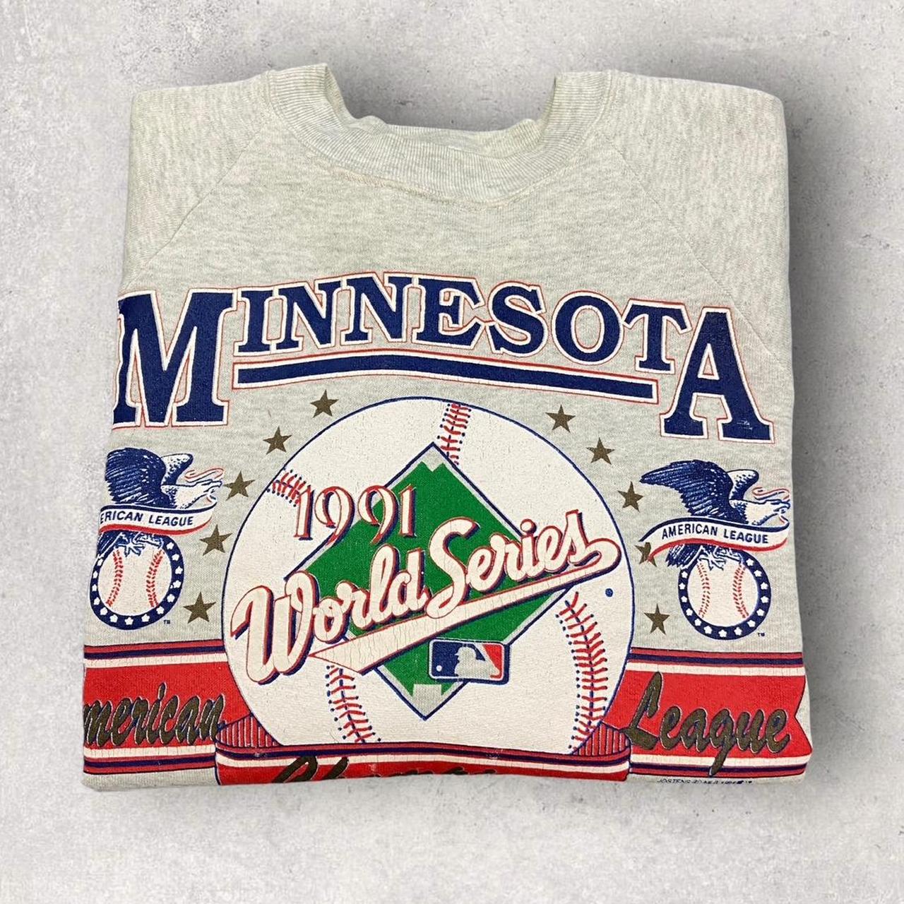 Vintage 90s USA Minnesota Twins World Series champions MLB Baseball promotional graphic sweatshirt