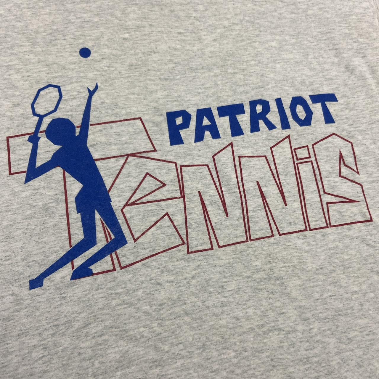 Vintage 90s USA Patriot tennis graphic t-shirt