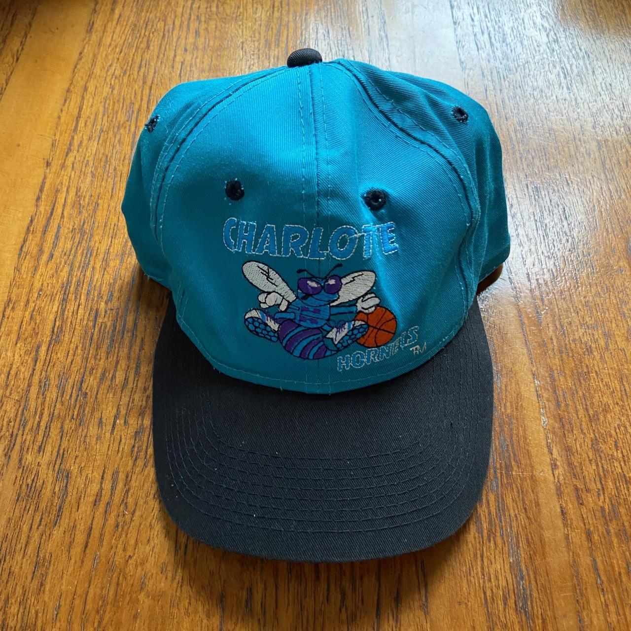 Vintage 90s USA Charlotte Hornets NBA basketball promotional embroidered graphic cap