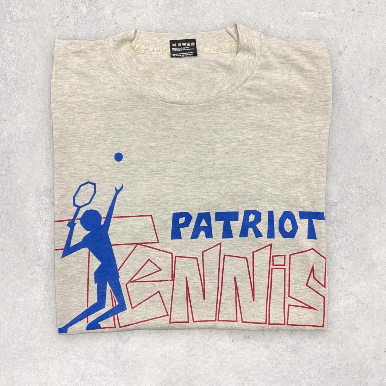 Vintage 90s USA Patriot tennis graphic t-shirt