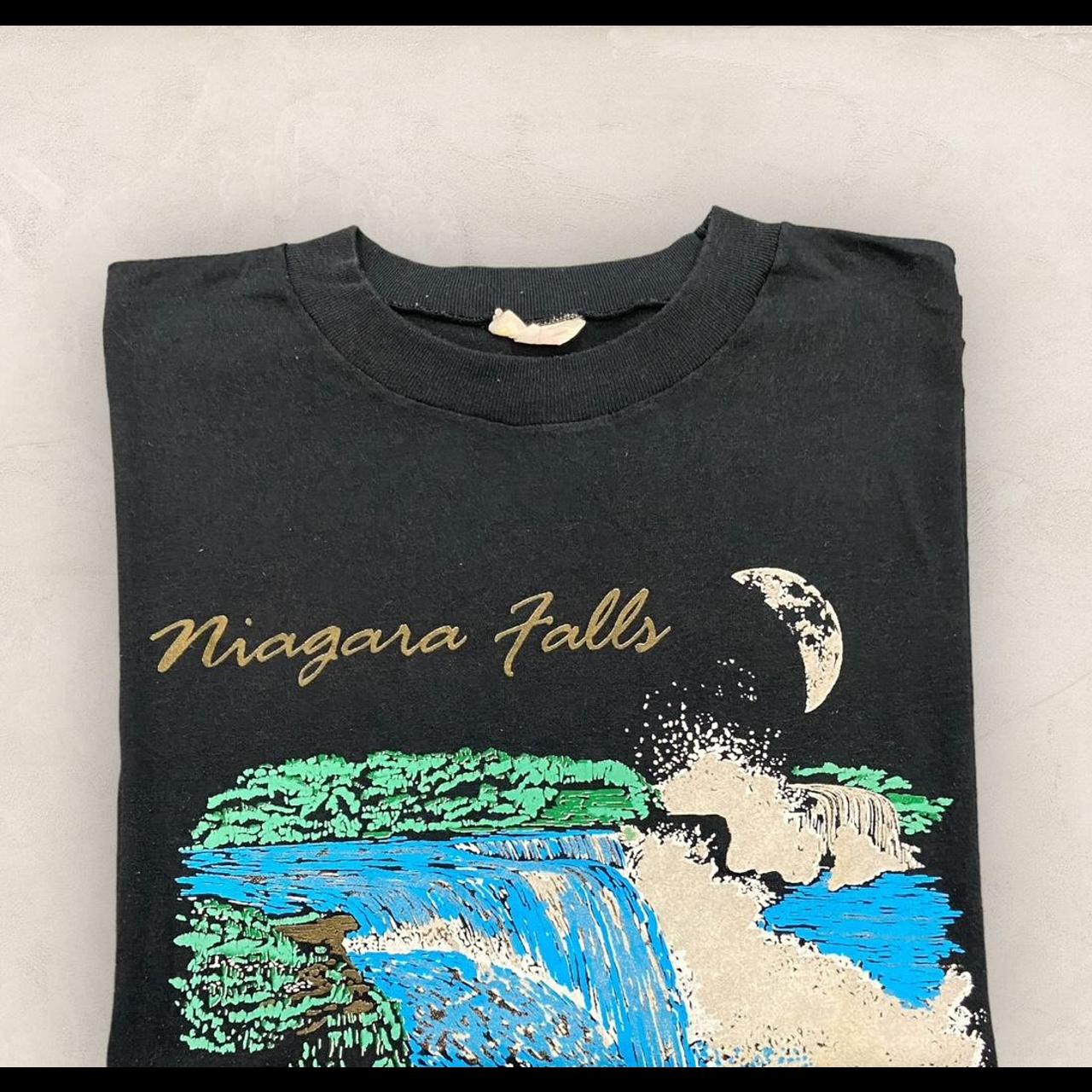 Vintage 90s Niagara Falls Ontario Canada waterfall nature promotional graphic t-shirt