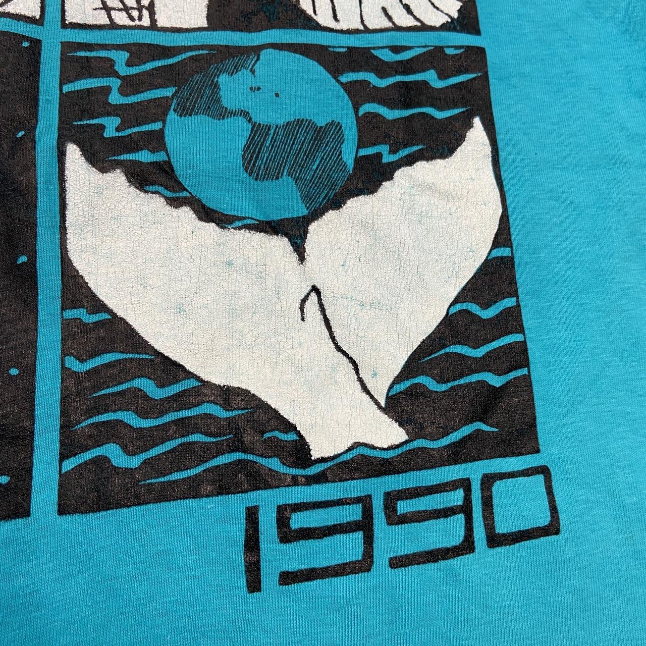 Vintage 90s USA Earth day planet nature wildlife promotional graphic t-shirt