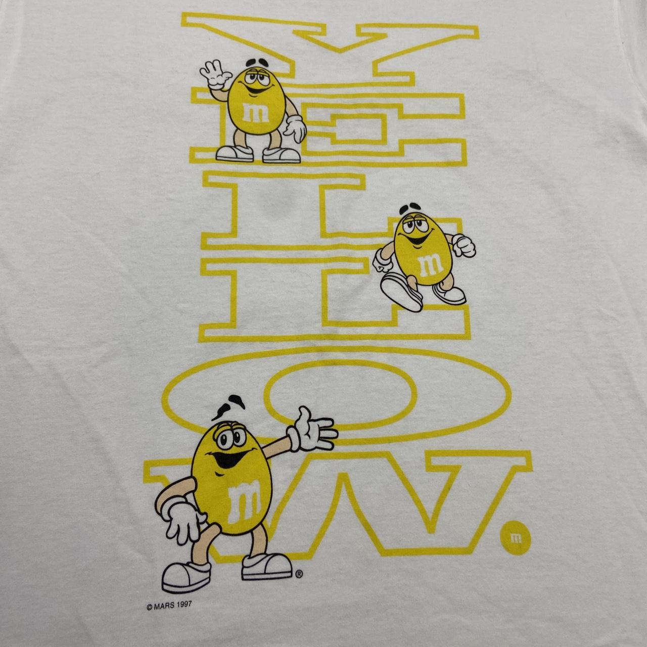 Vintage 90s USA yellow M&M studios mars candy promotional graphic t-shirt