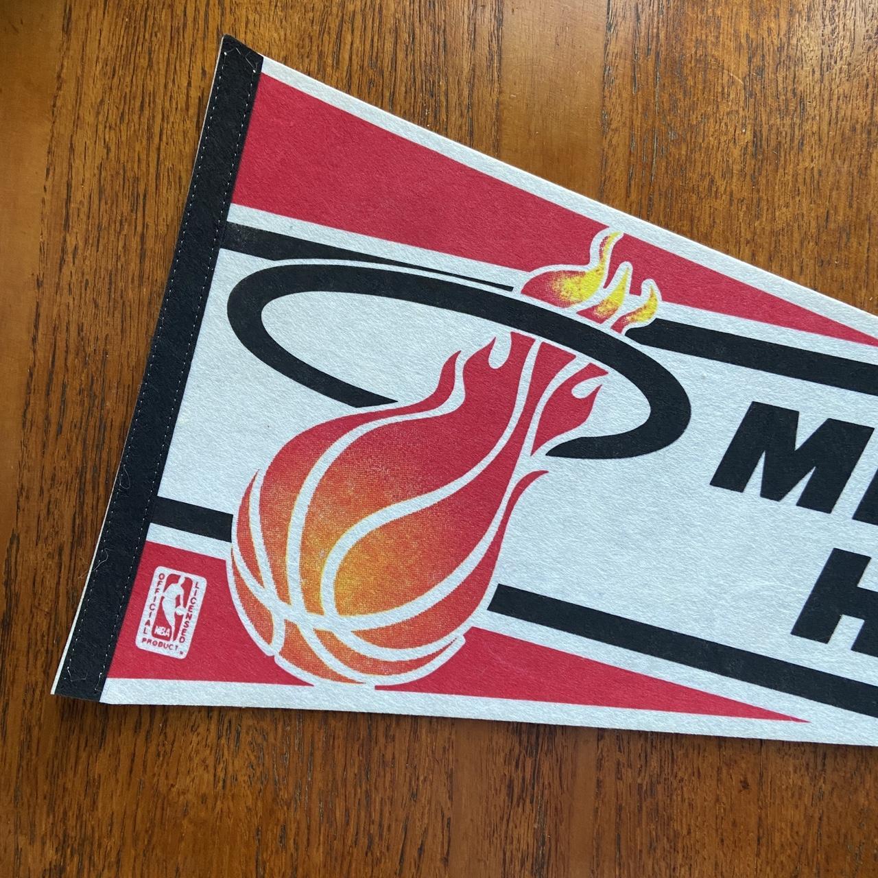 Vintage 90s USA Miami Heat NBA basketball felt pennant