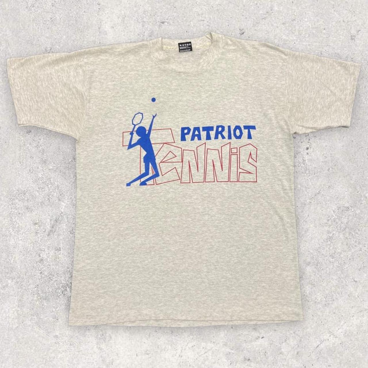 Vintage 90s USA Patriot tennis graphic t-shirt