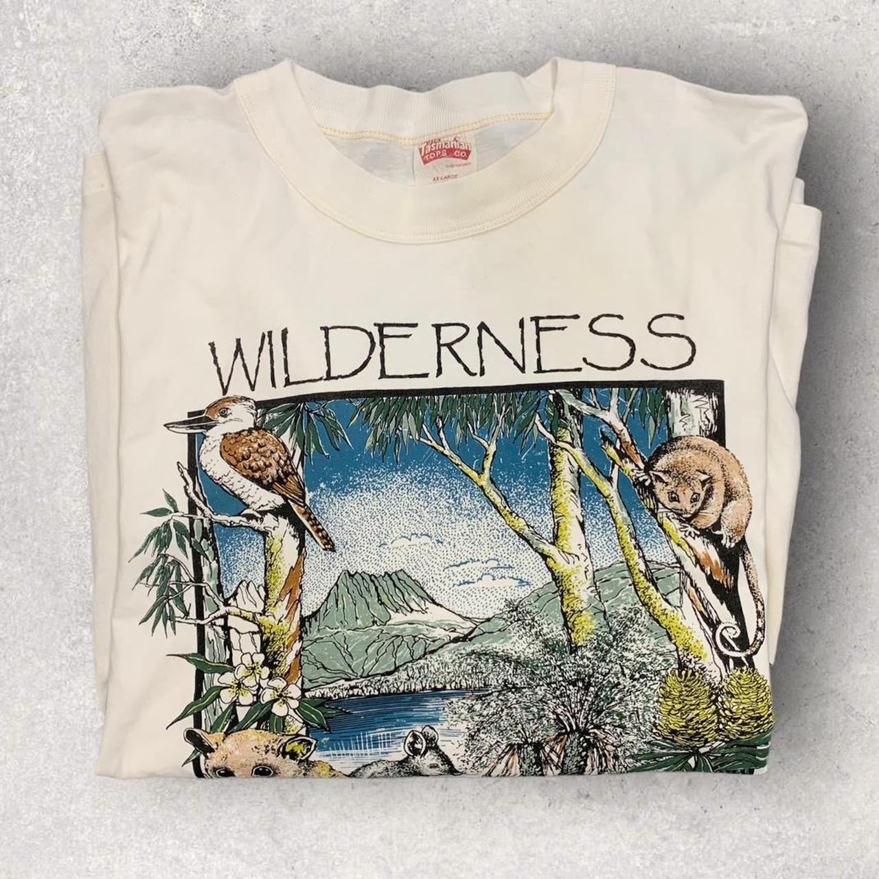 Vintage 90s wilderness Tasmania Australia wildlife nature promotional graphic t-shirt