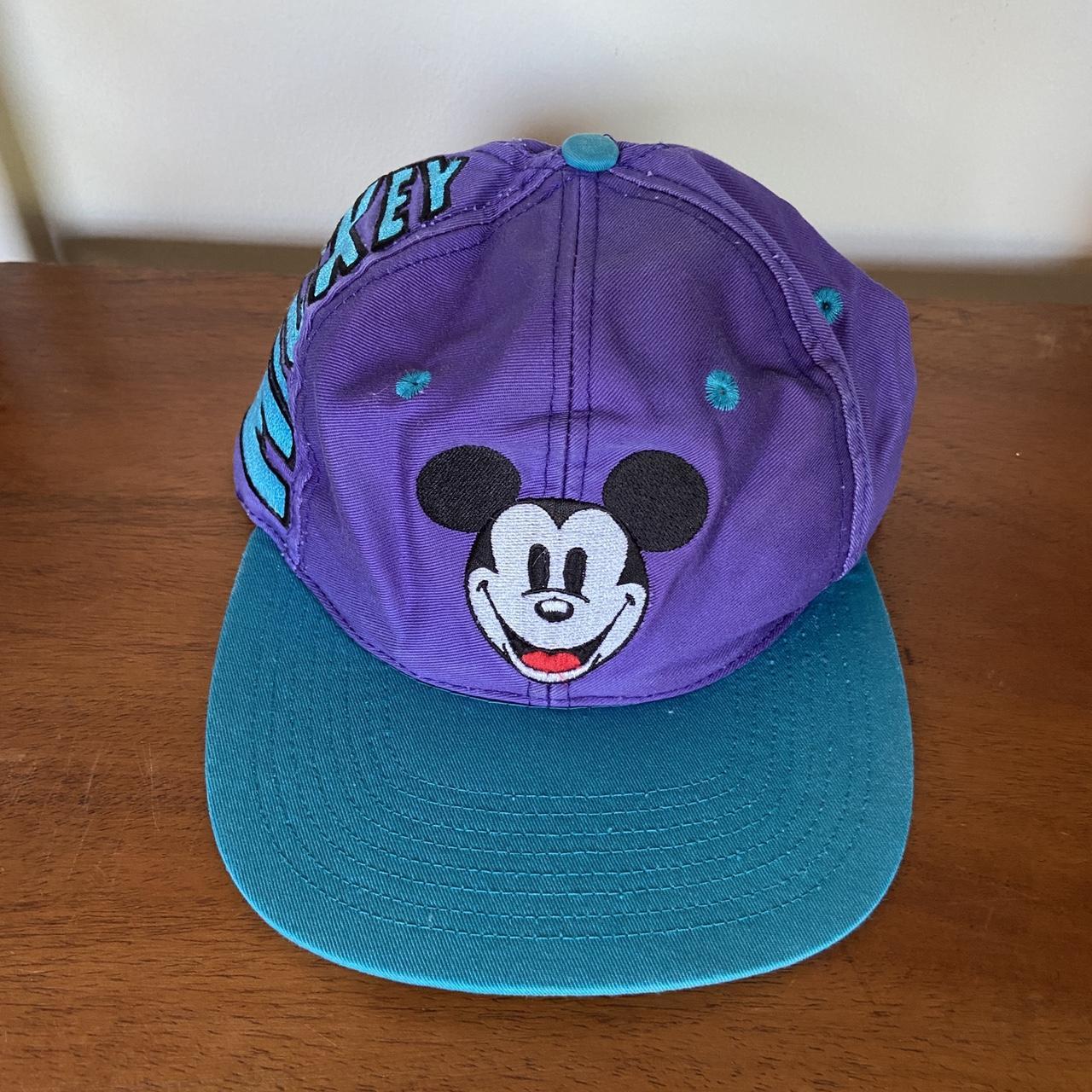 Vintage 90s USA Mickey Mouse Walt Disney land embroidered purple cap