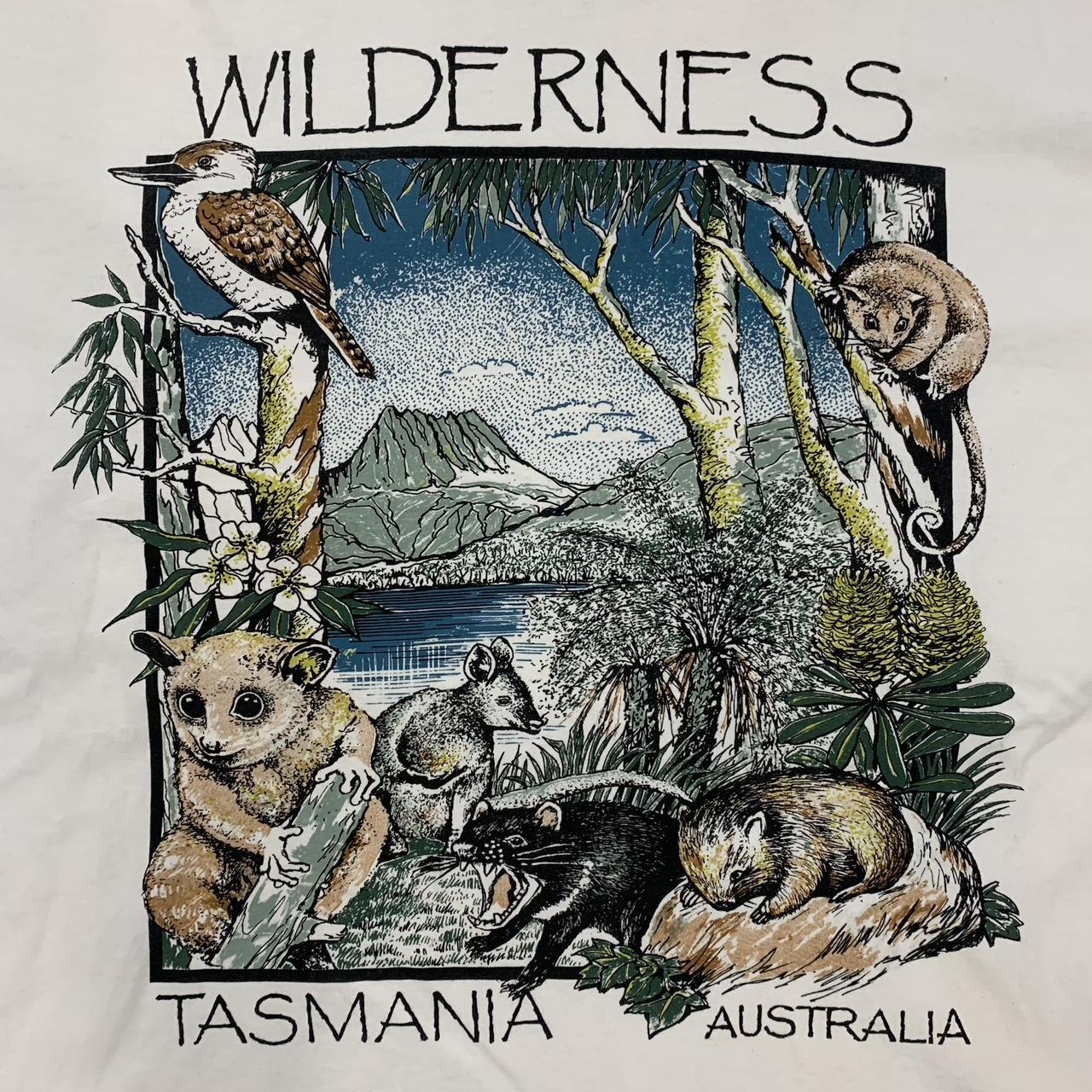 Vintage 90s wilderness Tasmania Australia wildlife nature promotional graphic t-shirt