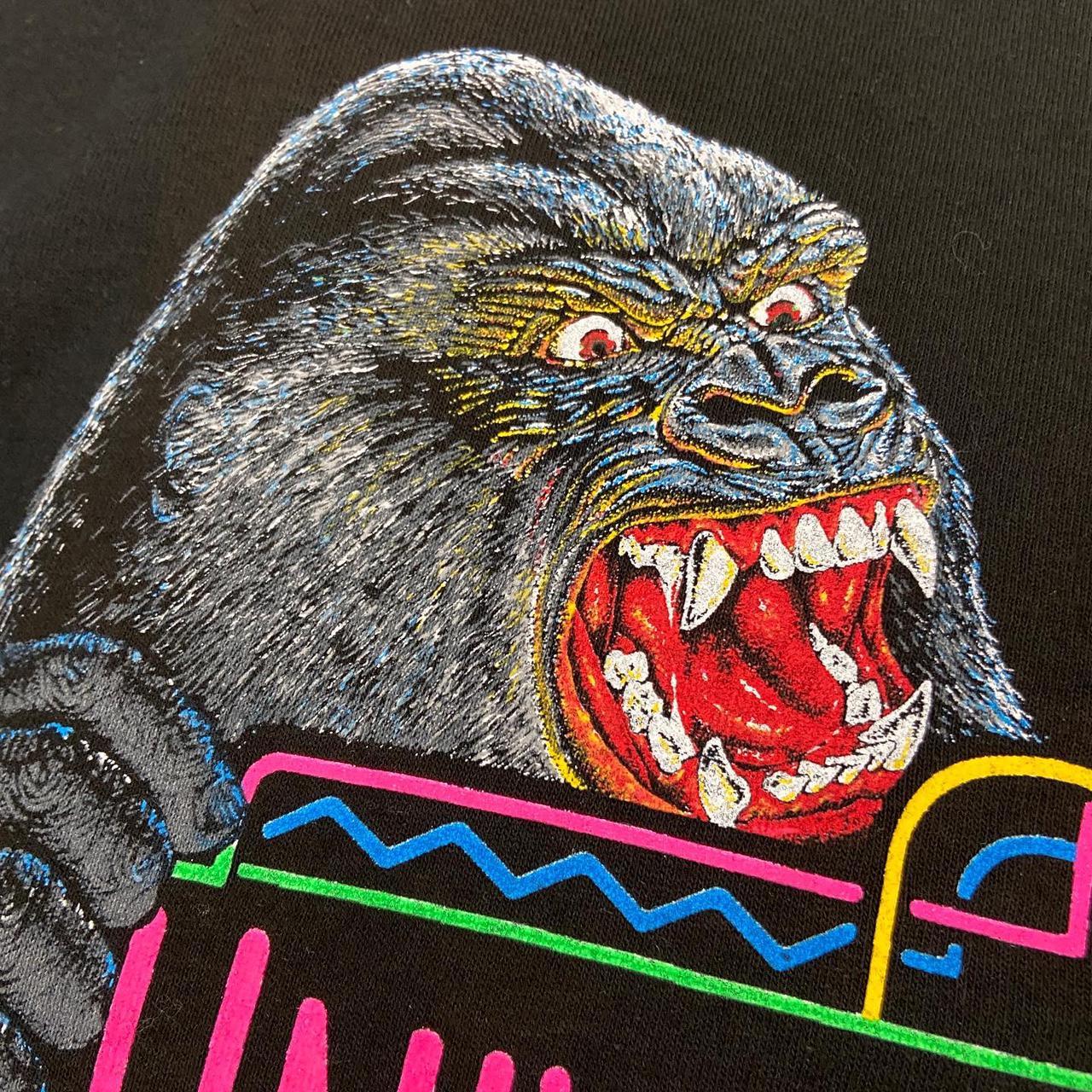 Vintage 90s dead stock universal studios x King Kong ride promotional t-shirt