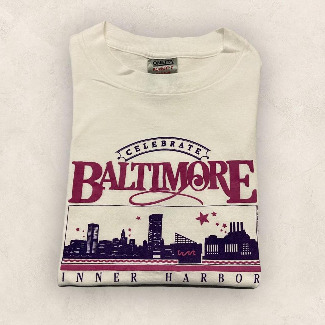 Vintage 90s USA Baltimore Maryland inner harbour skyline tourist promotional graphic t-shirt