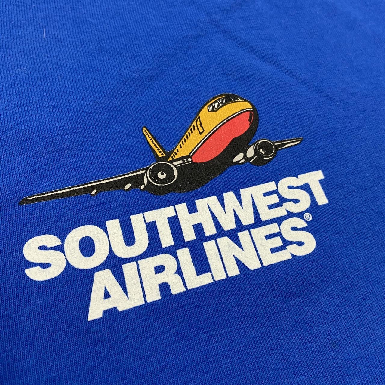 Vintage 90s USA Southwest Airlines graphic blue t-shirt