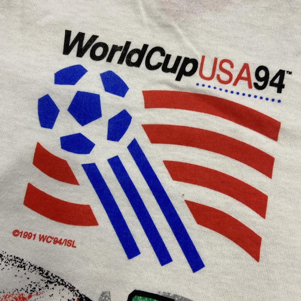 Vintage 90s USA World Cup 94 football tournament graphic white t-shirt