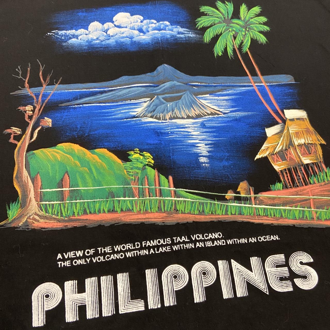 Vintage 90s taal volcano Philippines hand-painted graphic black t-shirt