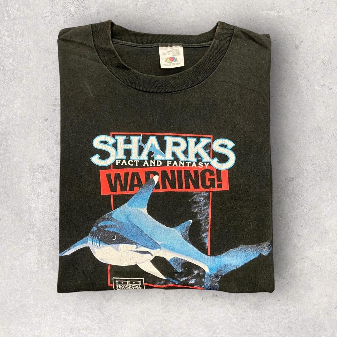 Vintage 90s Canada sharks the museum of Alberta wildlife nature promotional graphic t-shirt