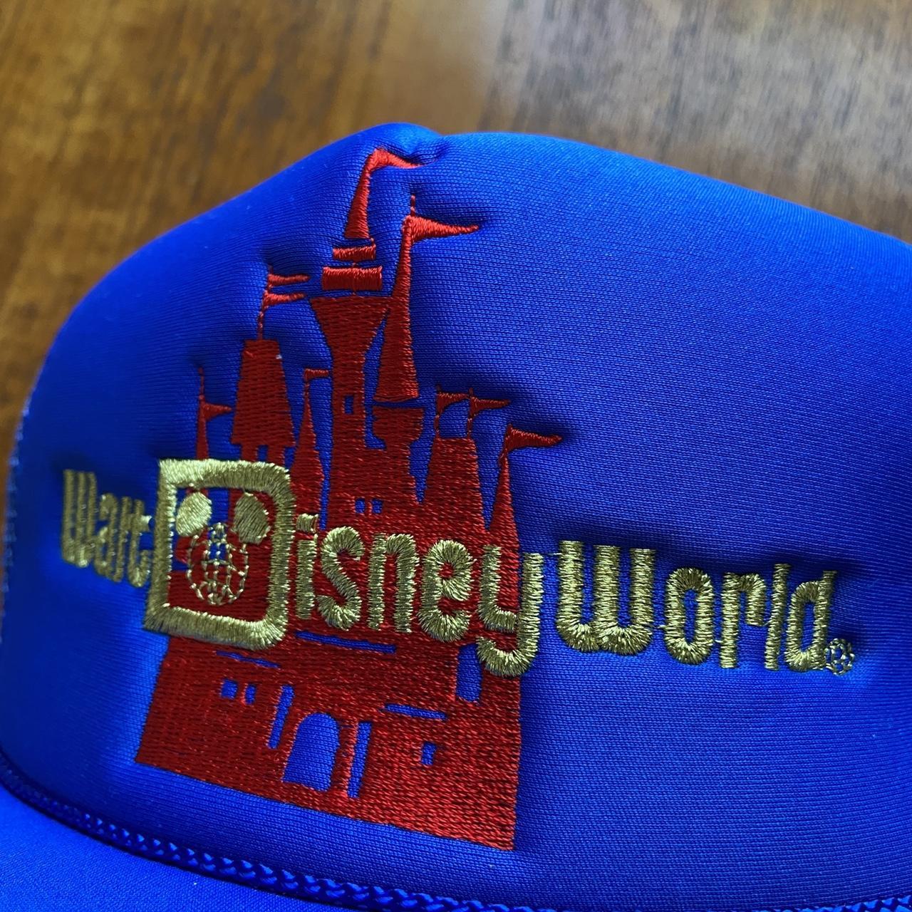 Vintage 90s USA Walt Disney World Theme Park blue trucker cap