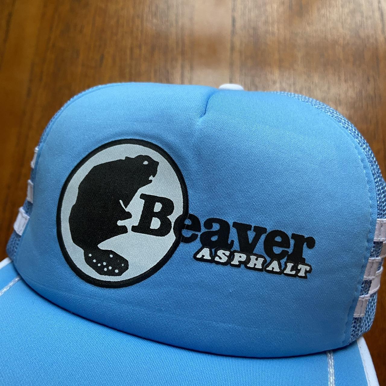 Vintage 90s beaver asphalt construction Canada graphic blue trucker cap