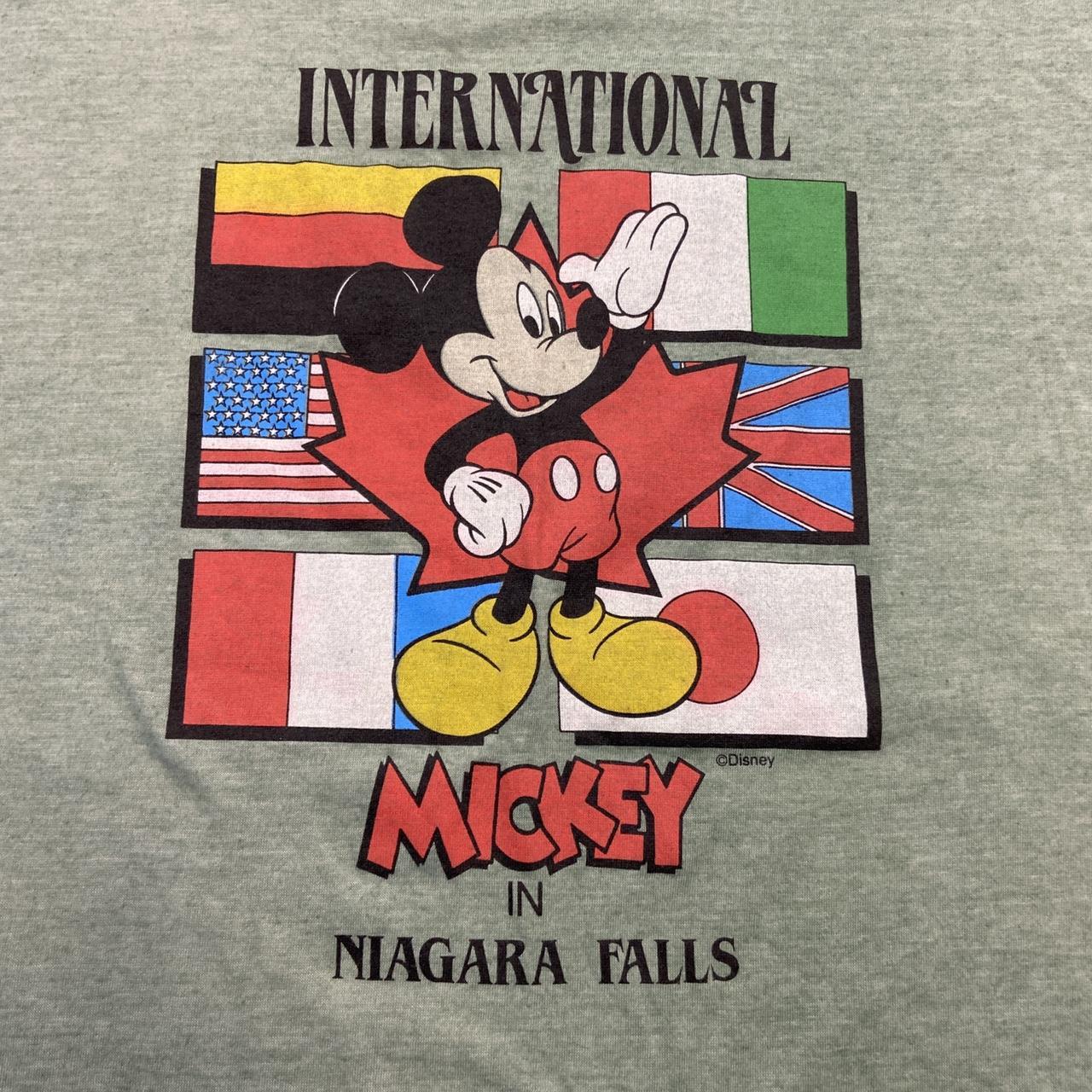 Vintage 90s USA Disney Mickey Mouse in Niagara Falls graphic green t-shirt