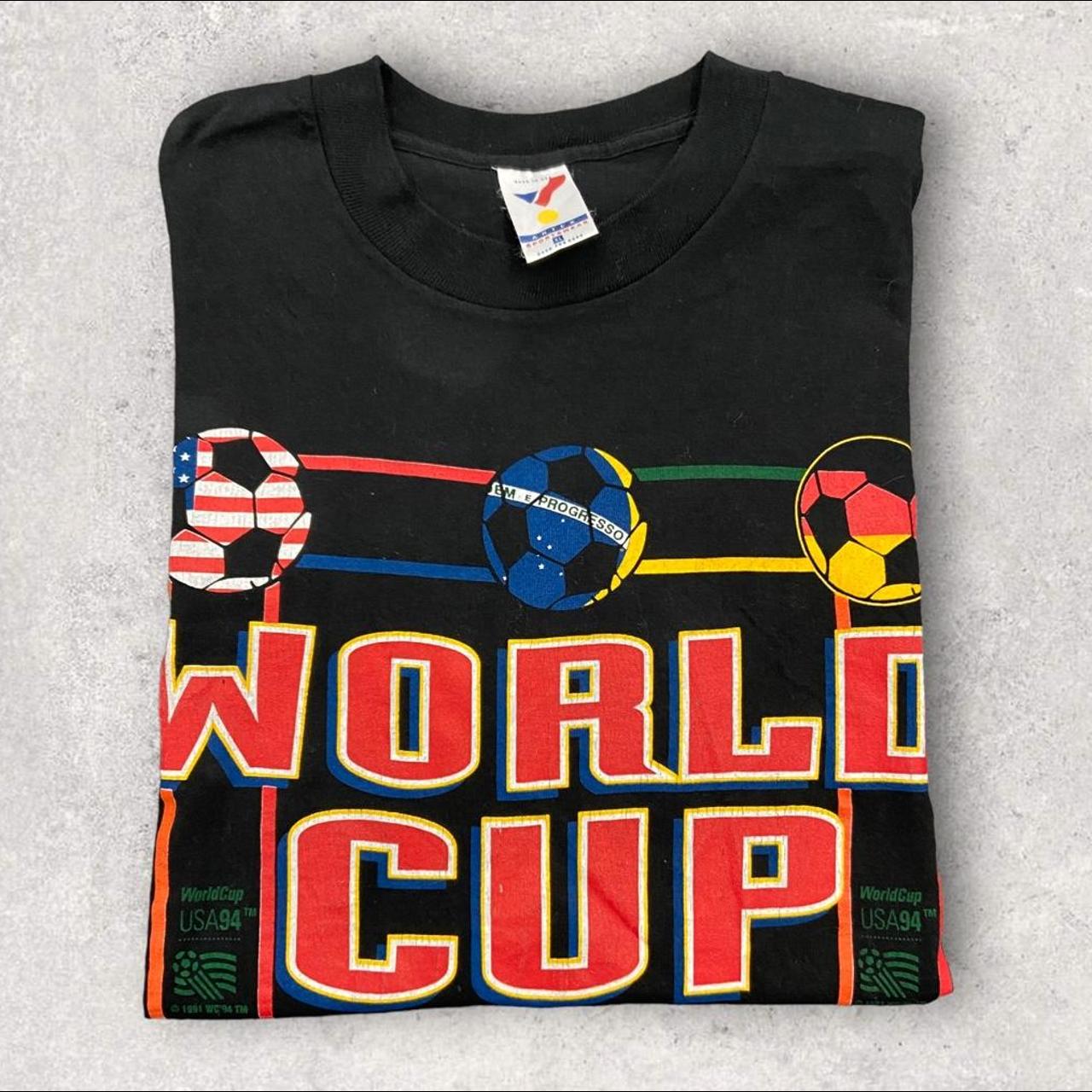 Vintage 90s USA World Cup 94 football tournament promotional graphic t-shirt